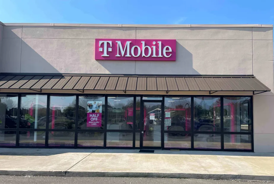 Exterior photo of T-Mobile store at Louisville Ave & Plaza Blvd, Monroe, LA