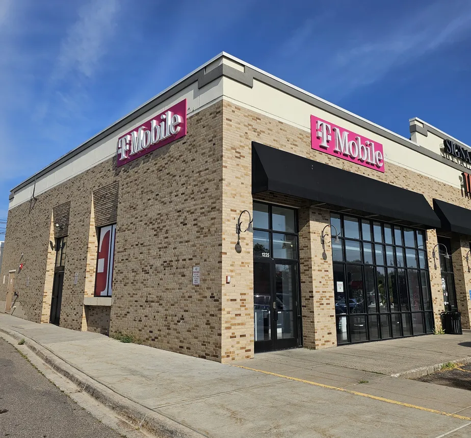 Interior photo of T-Mobile Store at Robert St & Butler Ave, West St. Paul, MN