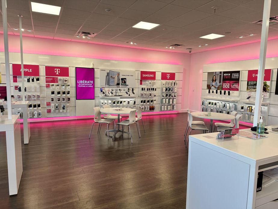 Interior photo of T-Mobile Store at Puente Ave & Merced Ave, Baldwin Park, CA