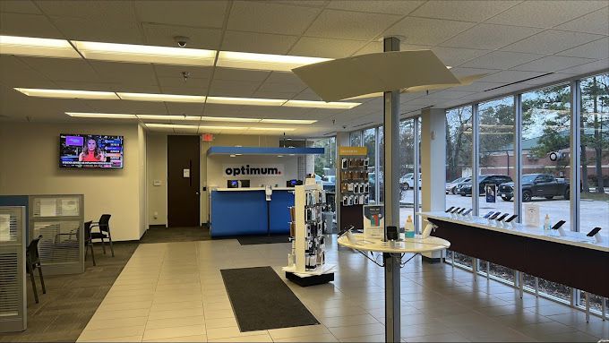  Kingwood 8322 Inside Store.jpg 