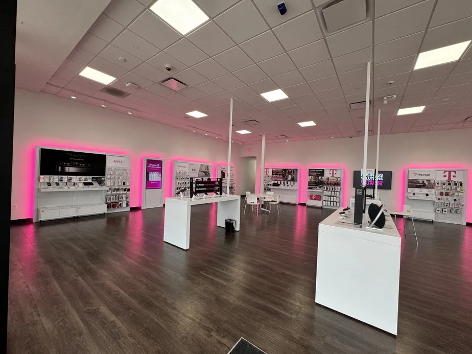  Interior photo of T-Mobile Store at W University Dr & Twn Ctr Trl, Denton, TX 