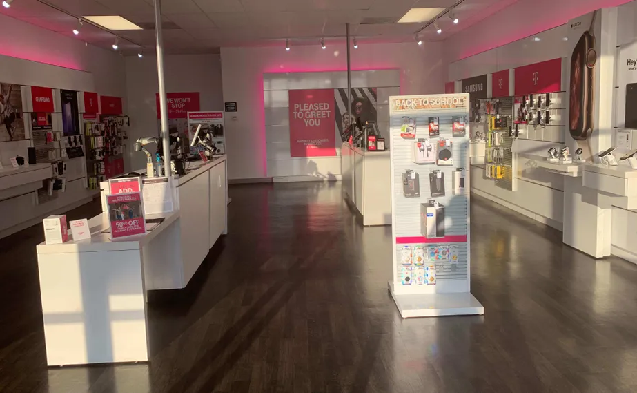 Interior photo of T-Mobile Store at N Maguire St & E Culton St, Warrensburg, MO