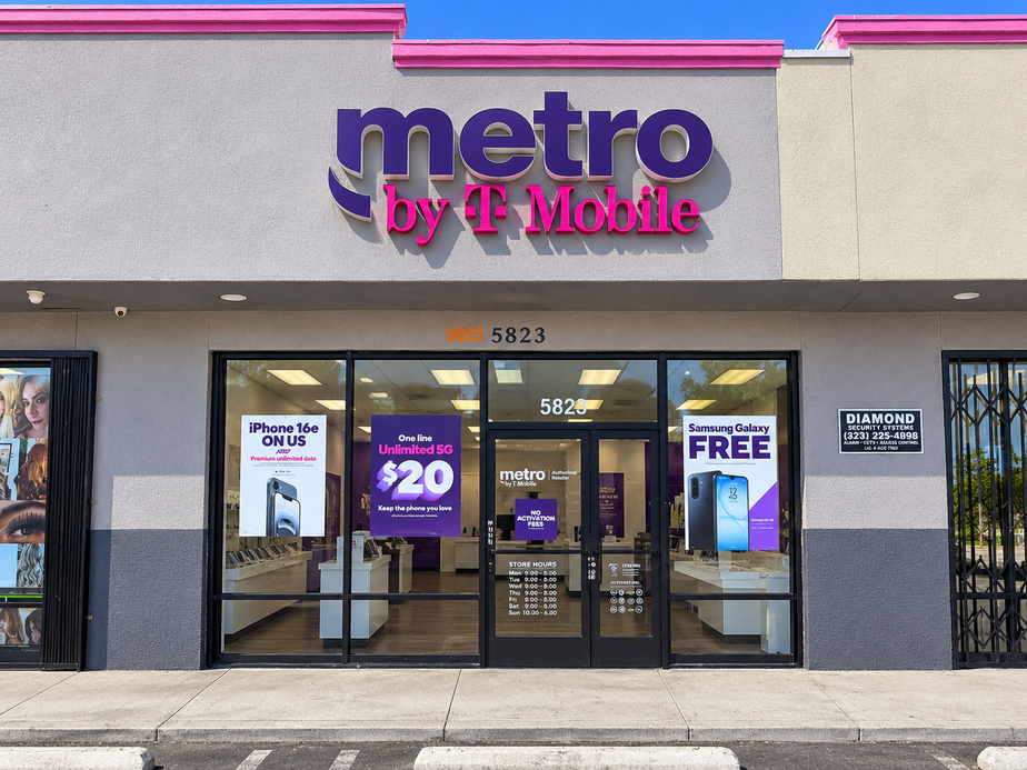 Metro by T-Mobile 5823 S Figueroa St - 5823 S Figueroa St 