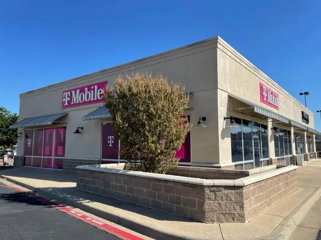 Exterior photo of T-Mobile Store at E Central TX Expy & SWS Young, Killeen, TX