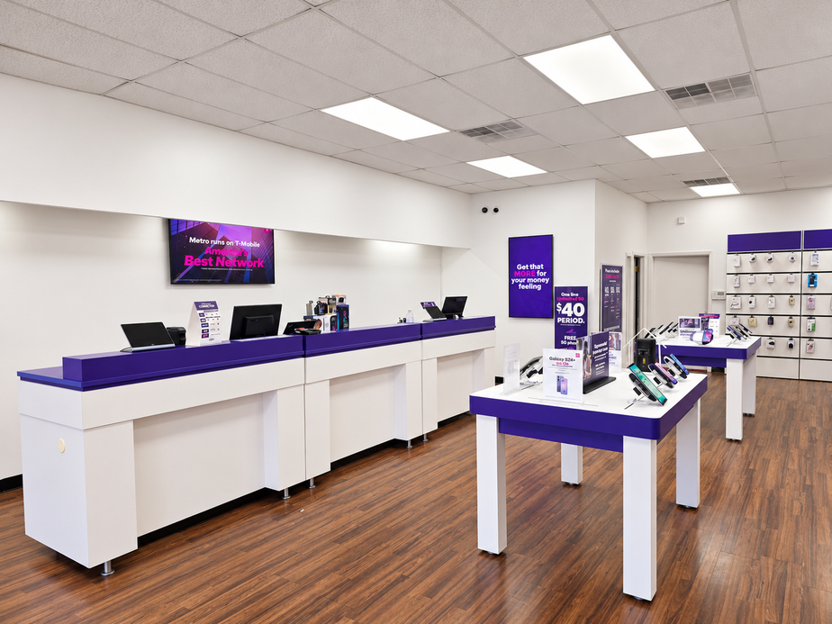 Metro by T-Mobile 11761 Blanco Rd - 11761 Blanco Rd 