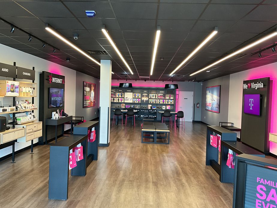 Interior photo of T-Mobile Store at Hilltop South, Virginia Beach, VA
