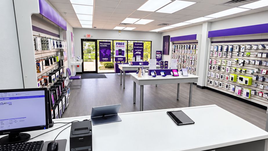 Metro by T-Mobile 4560 S Tamiami Trail - 4560 S Tamiami Trail 