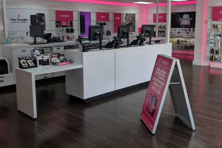 Interior photo of T-Mobile Store at Southmost Blvd & Linda Lane, Brownsville, TX