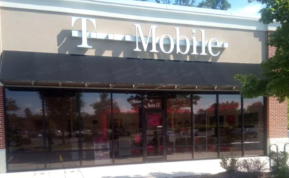 Exterior photo of T-Mobile store at Glenn School Road & E Geer St, Durham, NC