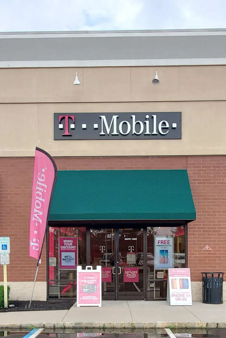 Exterior photo of T-Mobile store at Rt. 206 & Falcon, Hillsborough, NJ