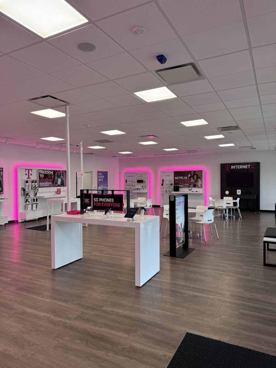 Interior photo of T-Mobile Store at Meyerland Court, Houston, TX