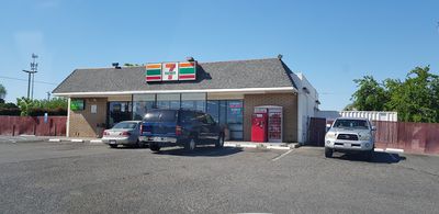 Image gallery for 7-Eleven