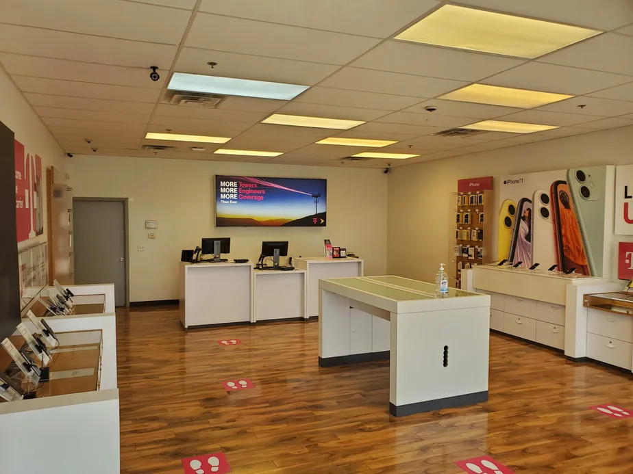 Interior photo of T-Mobile Store at Industrial Dr E & Mockingbird Ln, Sulphur Springs, TX