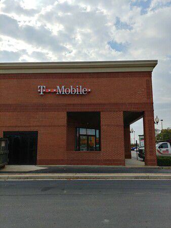  Exterior photo of T-Mobile Store at US Hwy 51 & Wilkinsville Rd, Millington, TN 