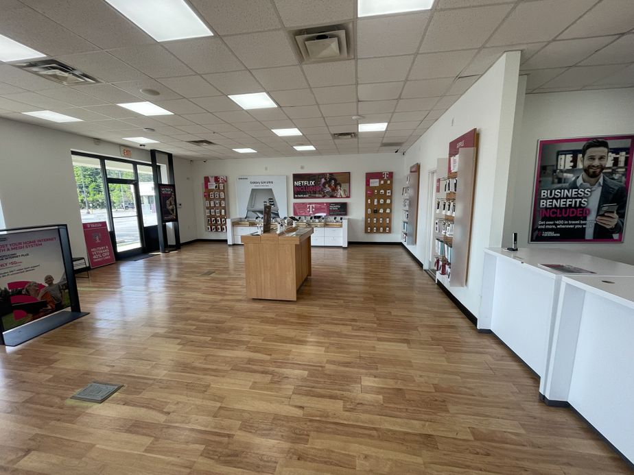 Interior photo of T-Mobile Store at Forest & Gamewell, Columbia, SC