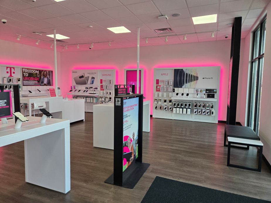 Interior photo of T-Mobile Store at River Oak, Fayetteville, TN