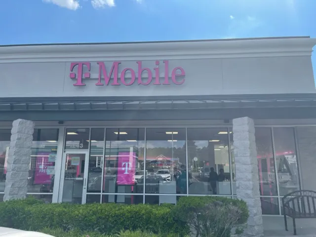 Exterior photo of T-Mobile Store at Cobb Corners Dr & Benvenue Rd, Rocky Mount, NC