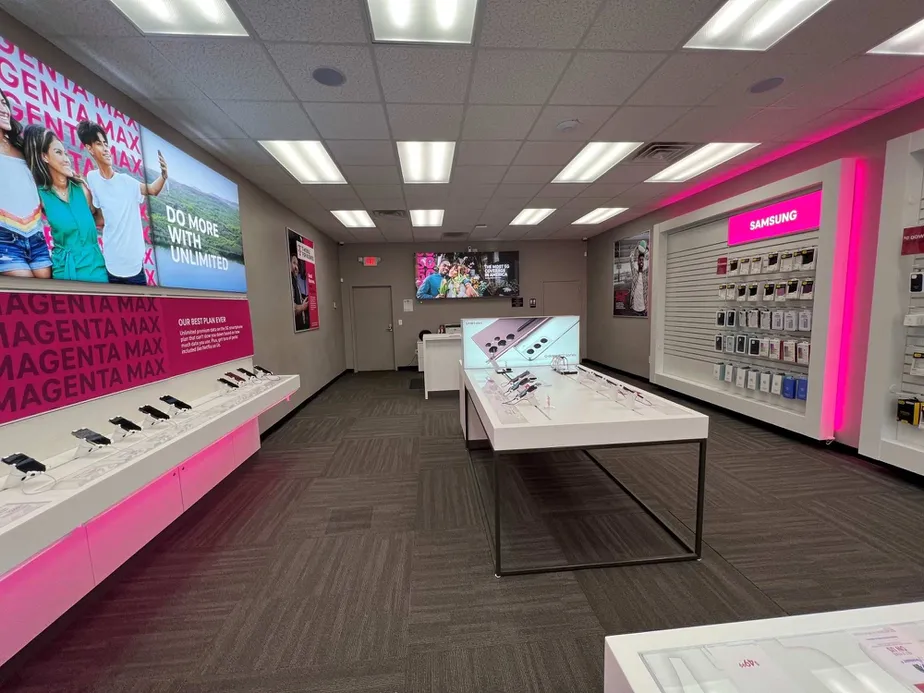 Interior photo of T-Mobile Store at Battle Ridge Pavilion, Marietta, GA