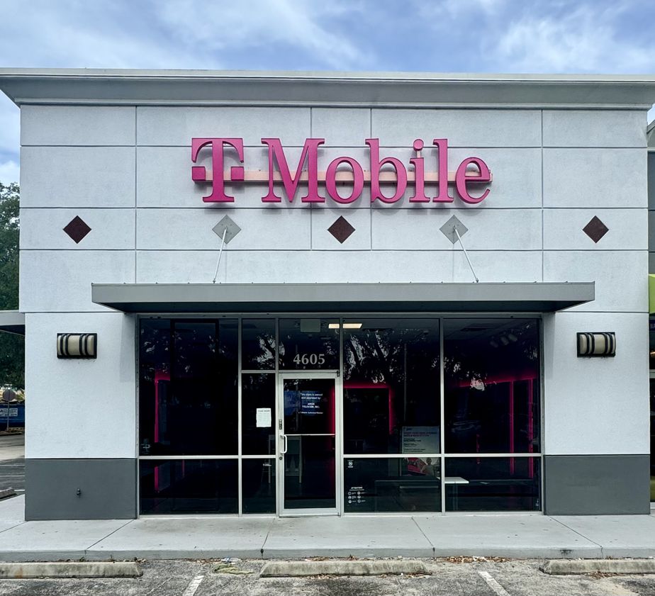 Exterior photo of T-Mobile Store at Old Canoe Creek Rd & 5th St, Saint Cloud, FL
