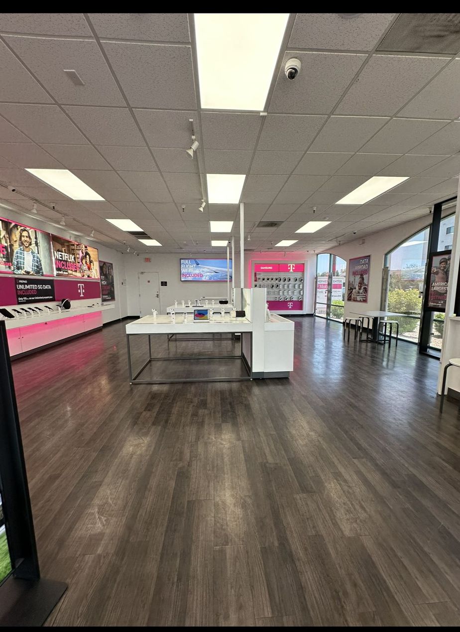 Interior photo of T-Mobile Store at 19th & Northern, Phoenix, AZ