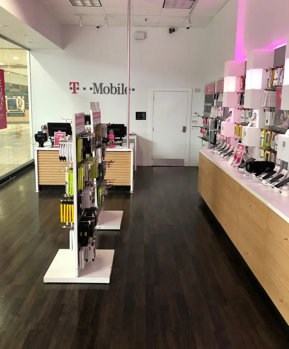  Interior photo of T-Mobile Store at Cumberland Mall, Vineland, NJ 