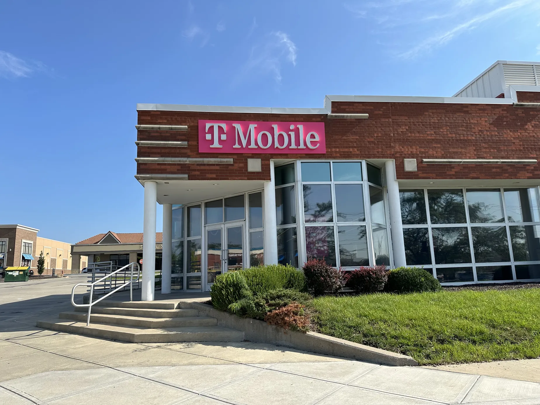 TMobile Quivira 95 Shops Overland Park, KS
