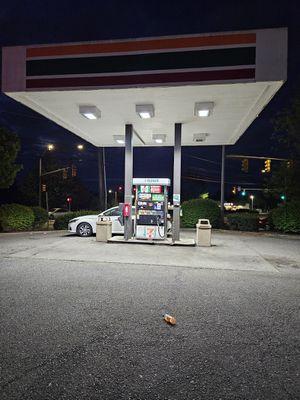 Image gallery for 7-Eleven
