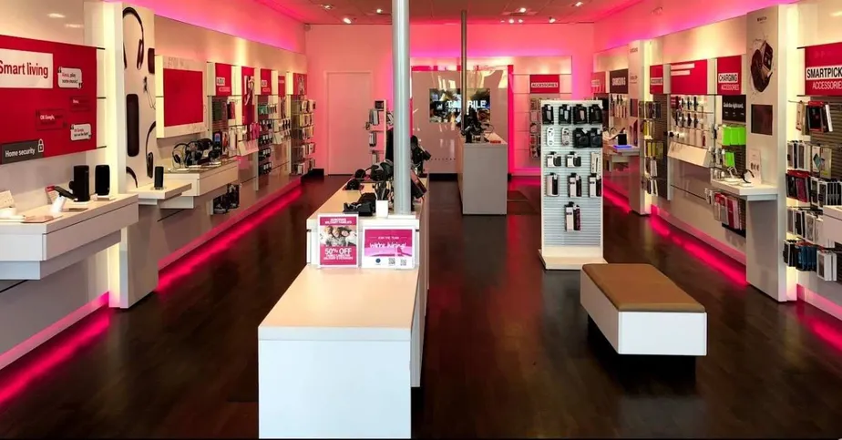Interior photo of T-Mobile Store at 136th & Colorado, Thornton, CO