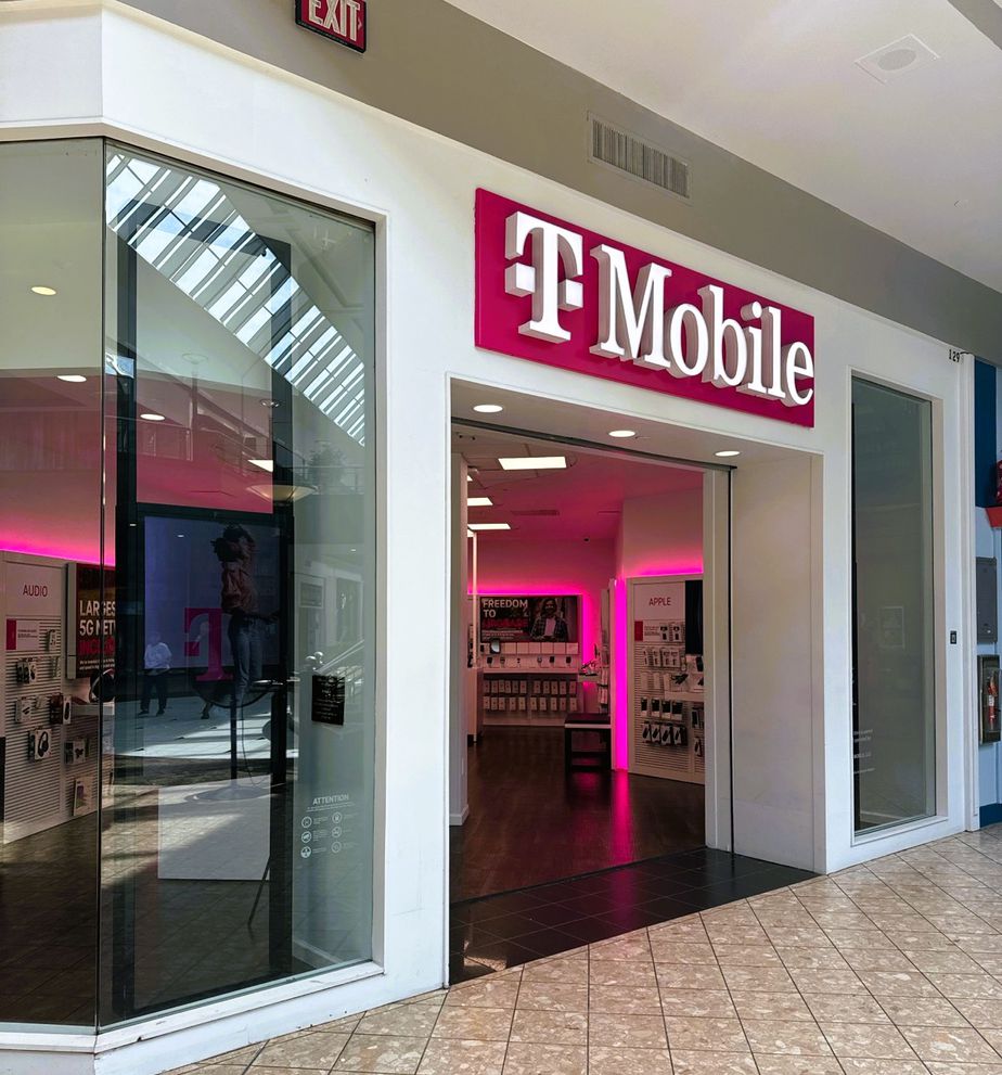 Exterior photo of T-Mobile Store at The Mall At Steamtown, Scranton, PA