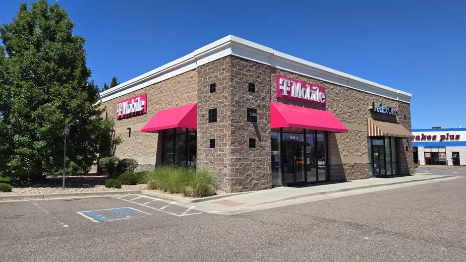  Exterior photo of T-Mobile Store at 55th & Wadsworth, Arvada, CO 