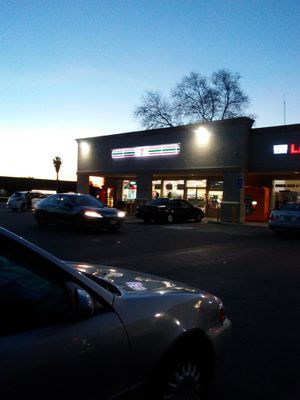 Image gallery for 7-Eleven
