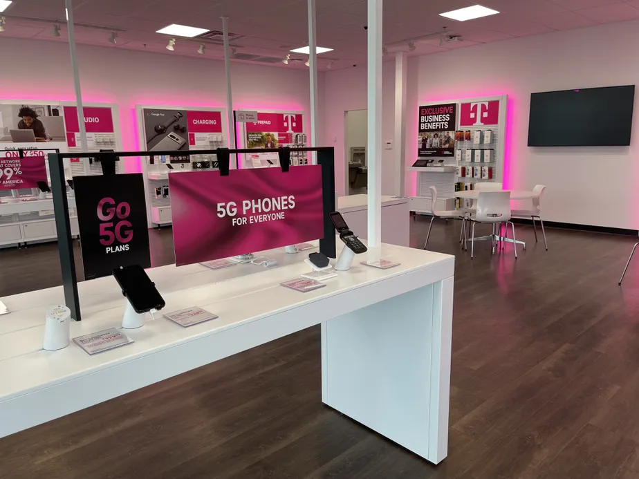  Interior photo of T-Mobile Store at NW Pkwy & Speer St, Azle, TX 