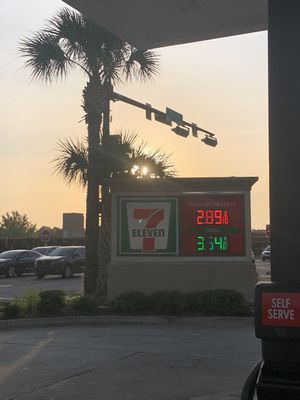 Image gallery for 7-Eleven