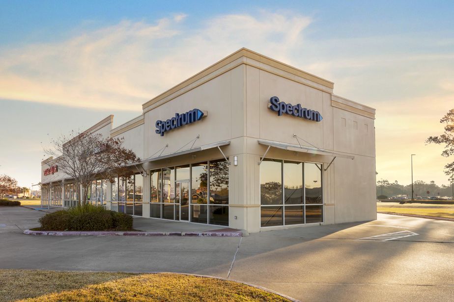 Spectrum - 3121 Edgar Brown Dr 