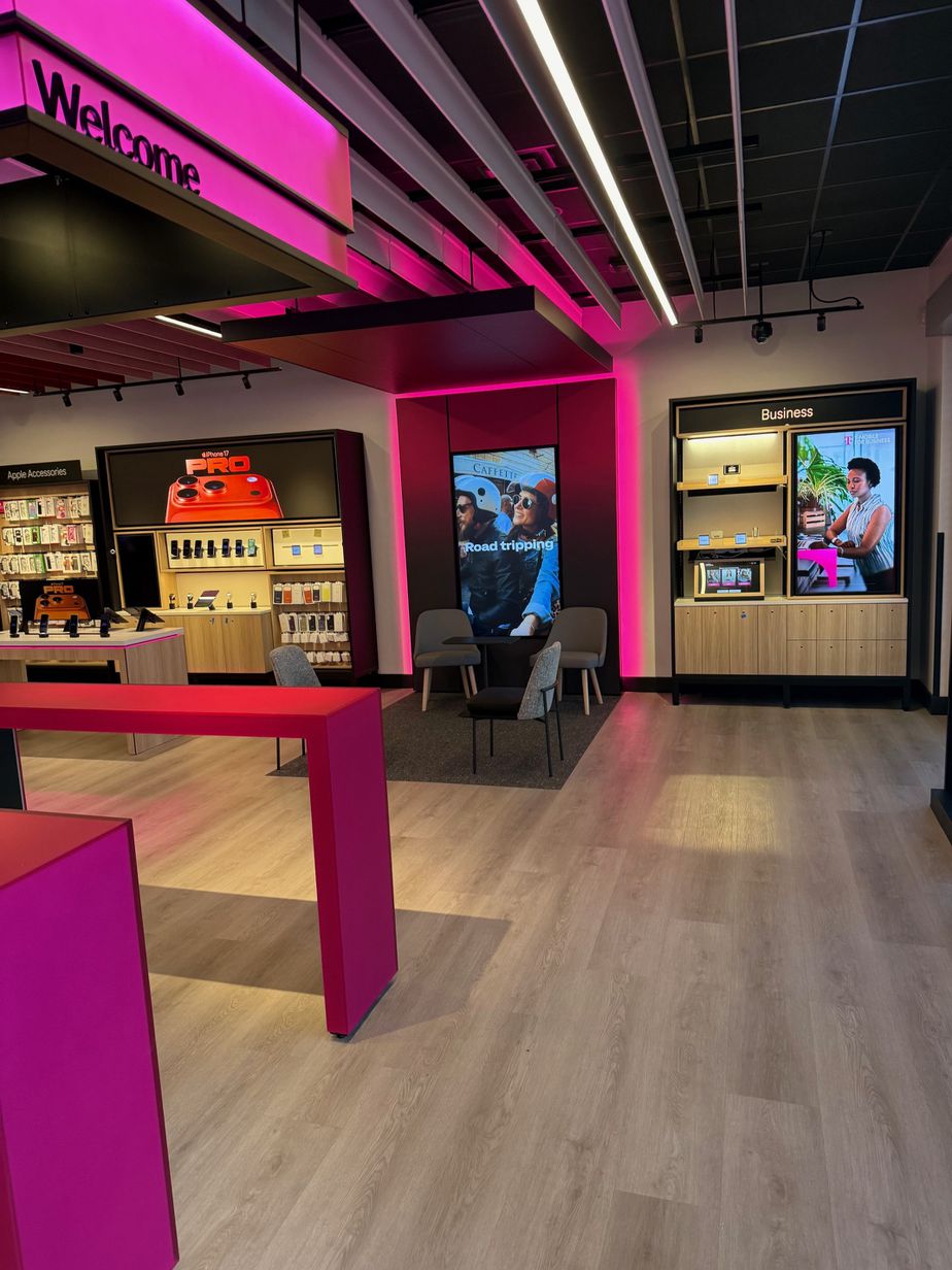  Interior photo of T-Mobile Store at West BRd St at Short Pump, Richmond, VA 