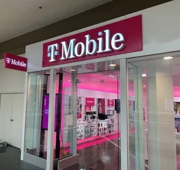  Exterior photo of T-Mobile Store at Walden Galleria, Buffalo, NY 