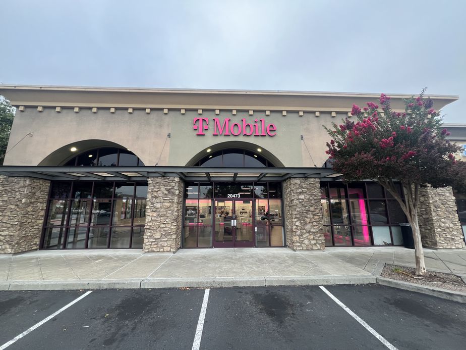 Exterior photo of T-Mobile Store at Hesperian & A St, Hayward, CA