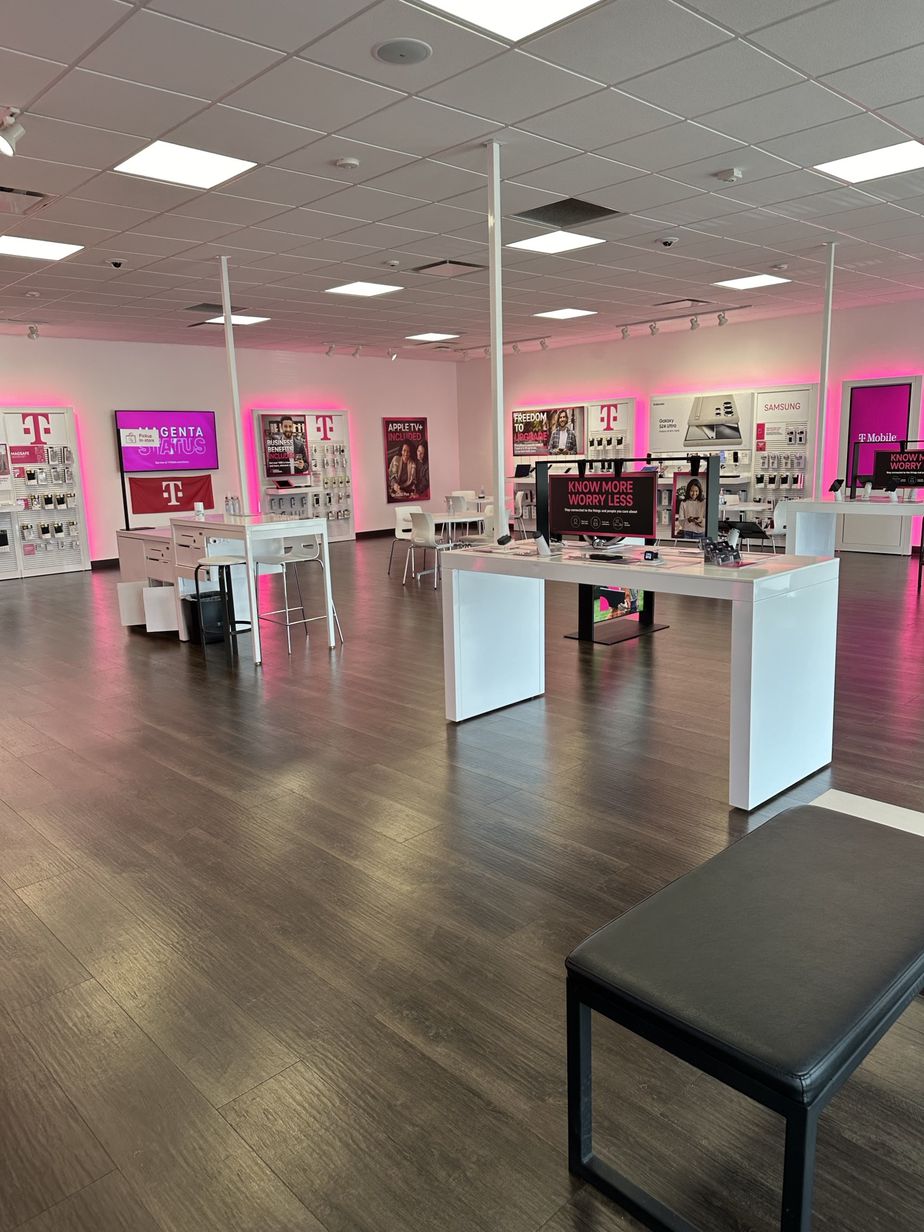 Interior photo of T-Mobile Store at S Park St & S Hwy 27, Carrollton, GA