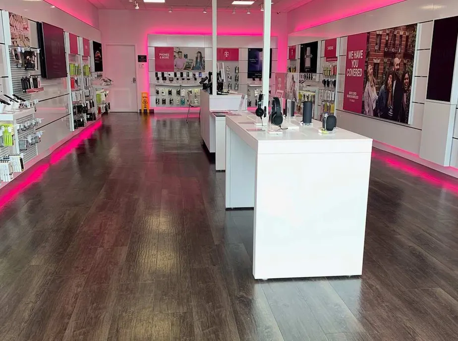 Interior photo of T-Mobile Store at Venture Dr & 38th St, Peru, IL