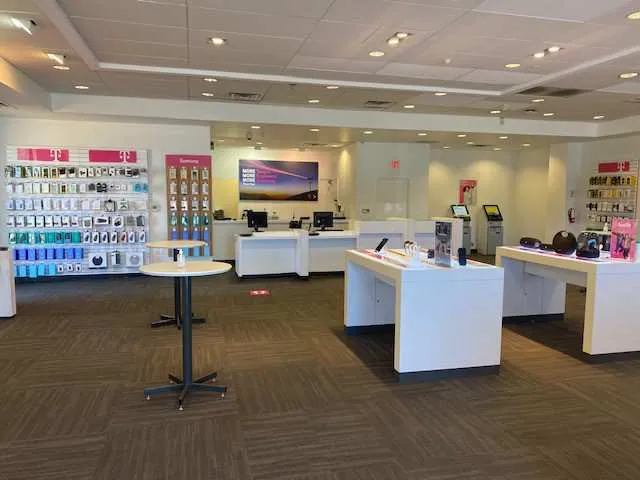 Interior photo of T-Mobile Store at Hwy 67 & N Waterford Dr, Florissant, MO