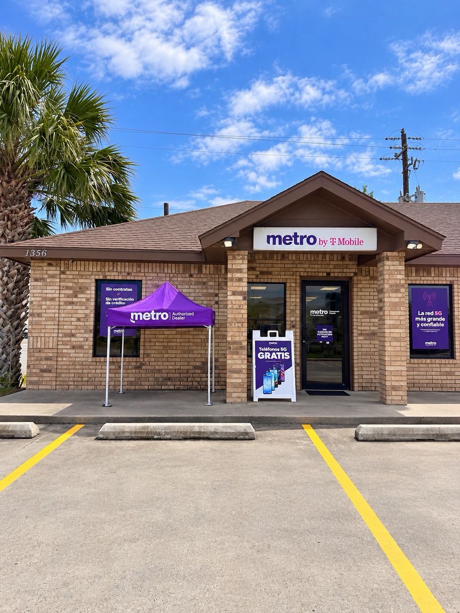 Metro by T-Mobile 1356 S Frontage Rd - 1356 S Frontage Rd