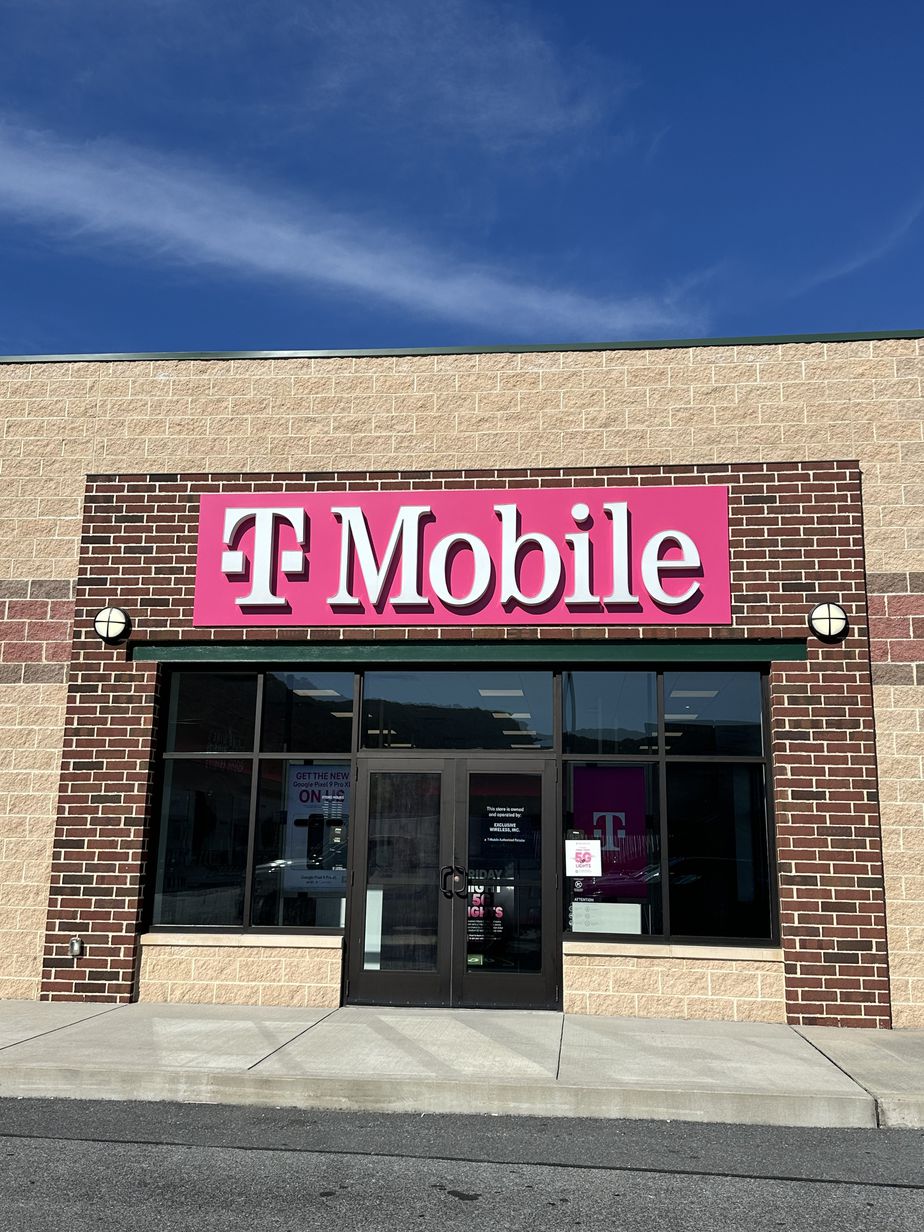 Exterior photo of T-Mobile Store at Heritage Square - Bedford, Bedford, PA