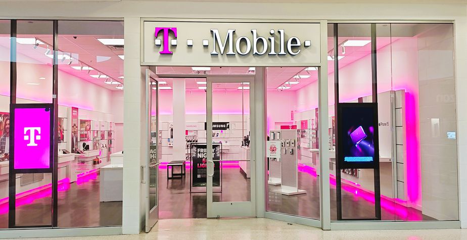 Exterior photo of T-Mobile Store at North Hanover Mall, Hanover, PA