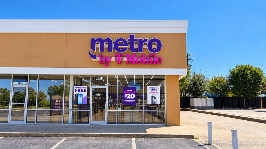 Metro by T-Mobile 7028 Antoine Dr - 7028 Antoine Dr 