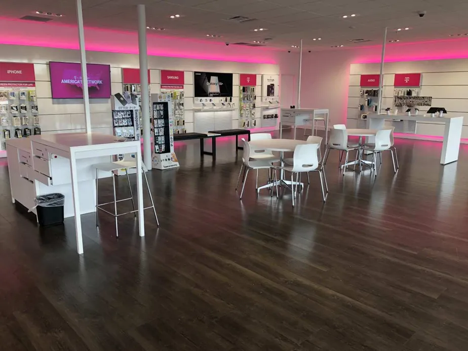 Interior photo of T-Mobile Store at North Freeway & Goodson Dr, Houston, TX