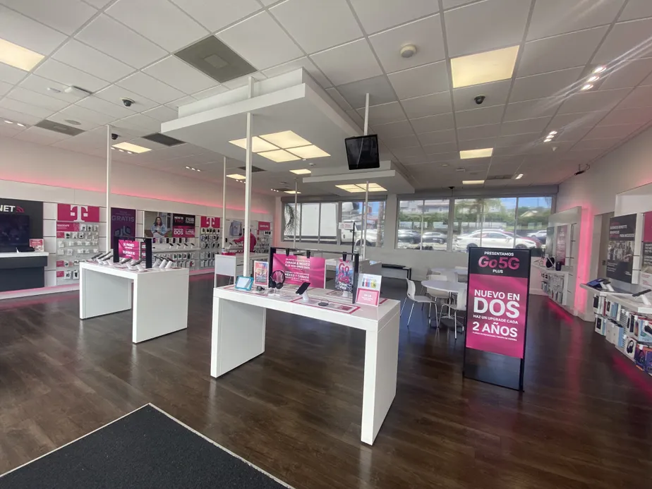 Interior photo of T-Mobile Store at Gaffey & 5th, San Pedro, CA