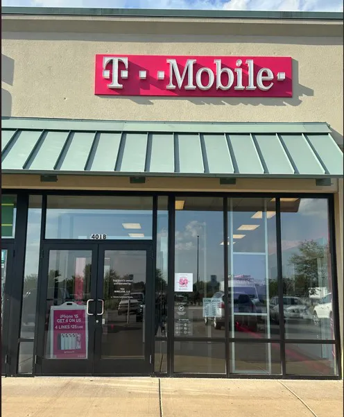  Exterior photo of T-Mobile Store at Riverstone & Marcotte Rd, Kankakee, IL 