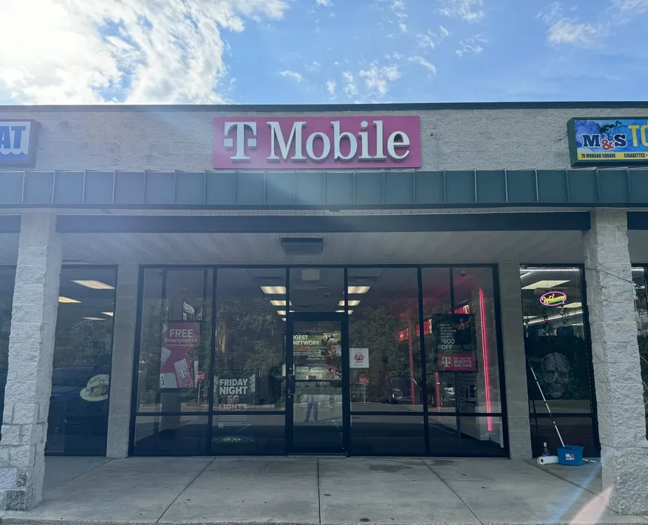  Exterior photo of T-Mobile Store at Morgan Square, Berkeley Springs, WV 