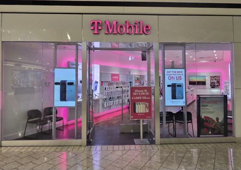 Exterior photo of T-Mobile Store at Stamford Mall, Stamford, CT