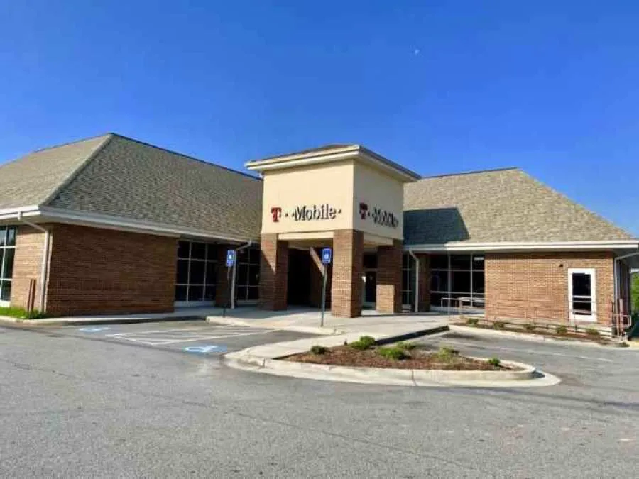 Exterior photo of T-Mobile store at Pleasant Hill Rd & Satellite Blvd, Duluth, GA